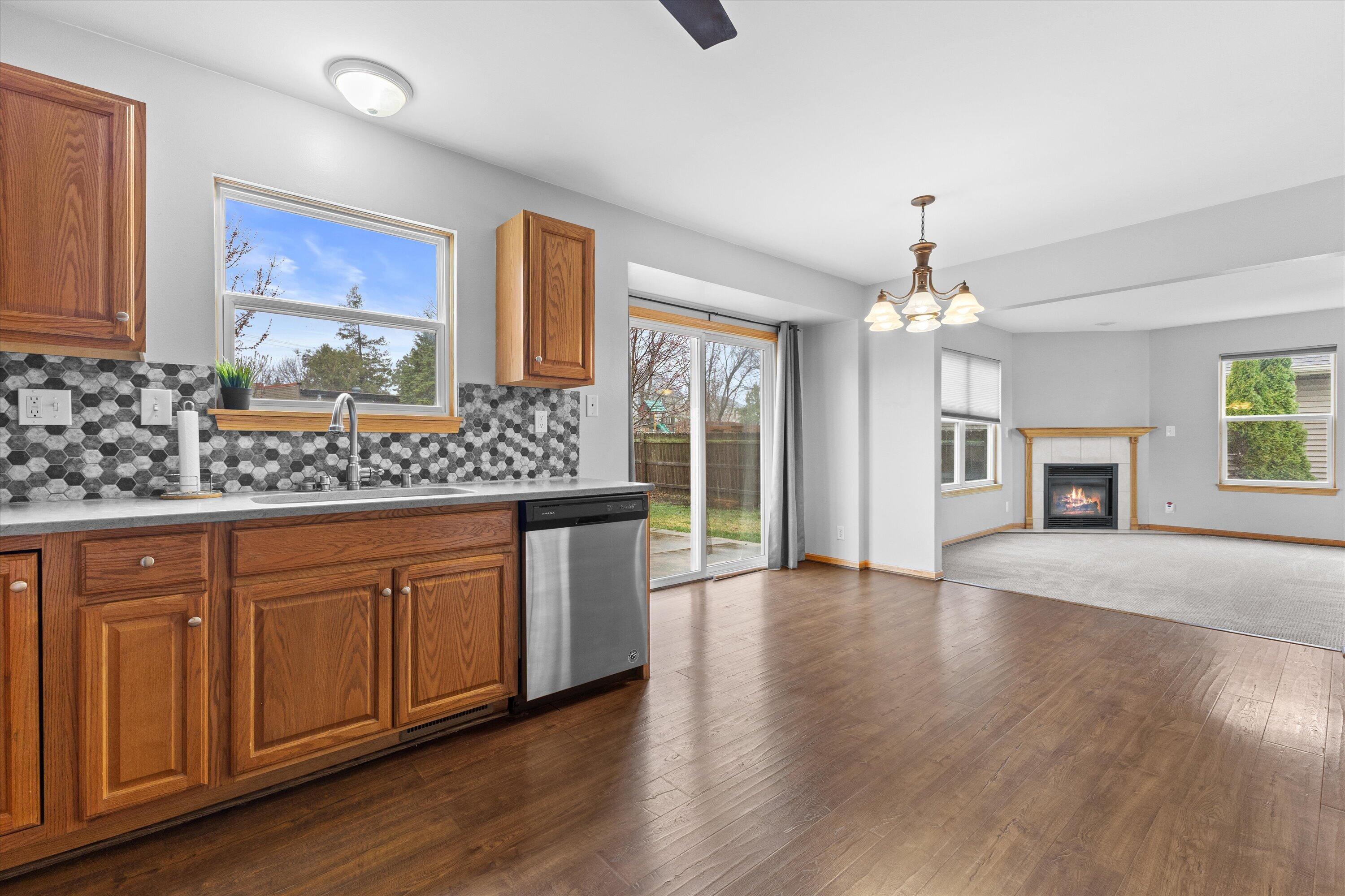 8809 Citadel Terrace Sturtevant, WI 53177 - Photo 11 of 39 31-925A3874