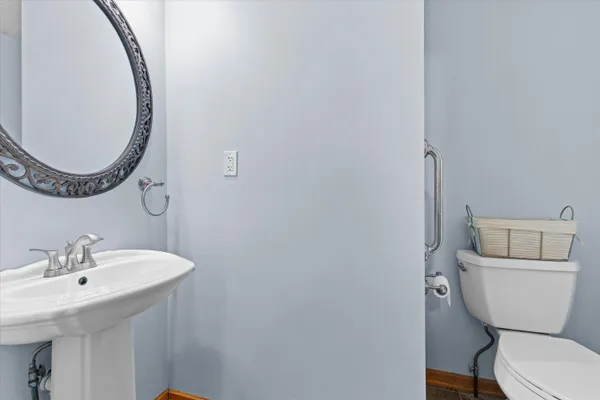 $464,997 | 8809 Citadel Terrace, Sturtevant, WI 53177