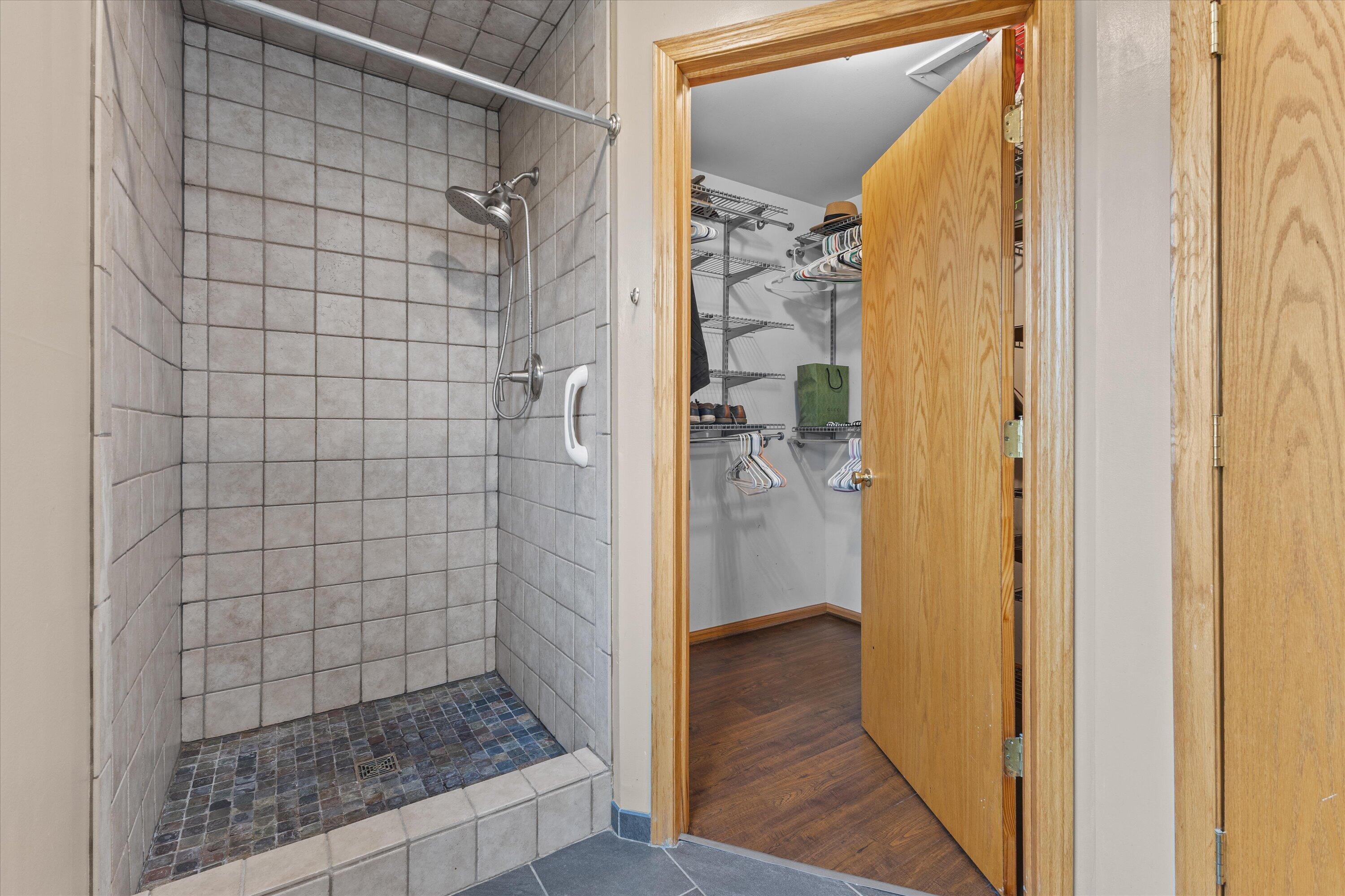 8809 Citadel Terrace Sturtevant, WI 53177 - Photo 28 of 39 Master Bath