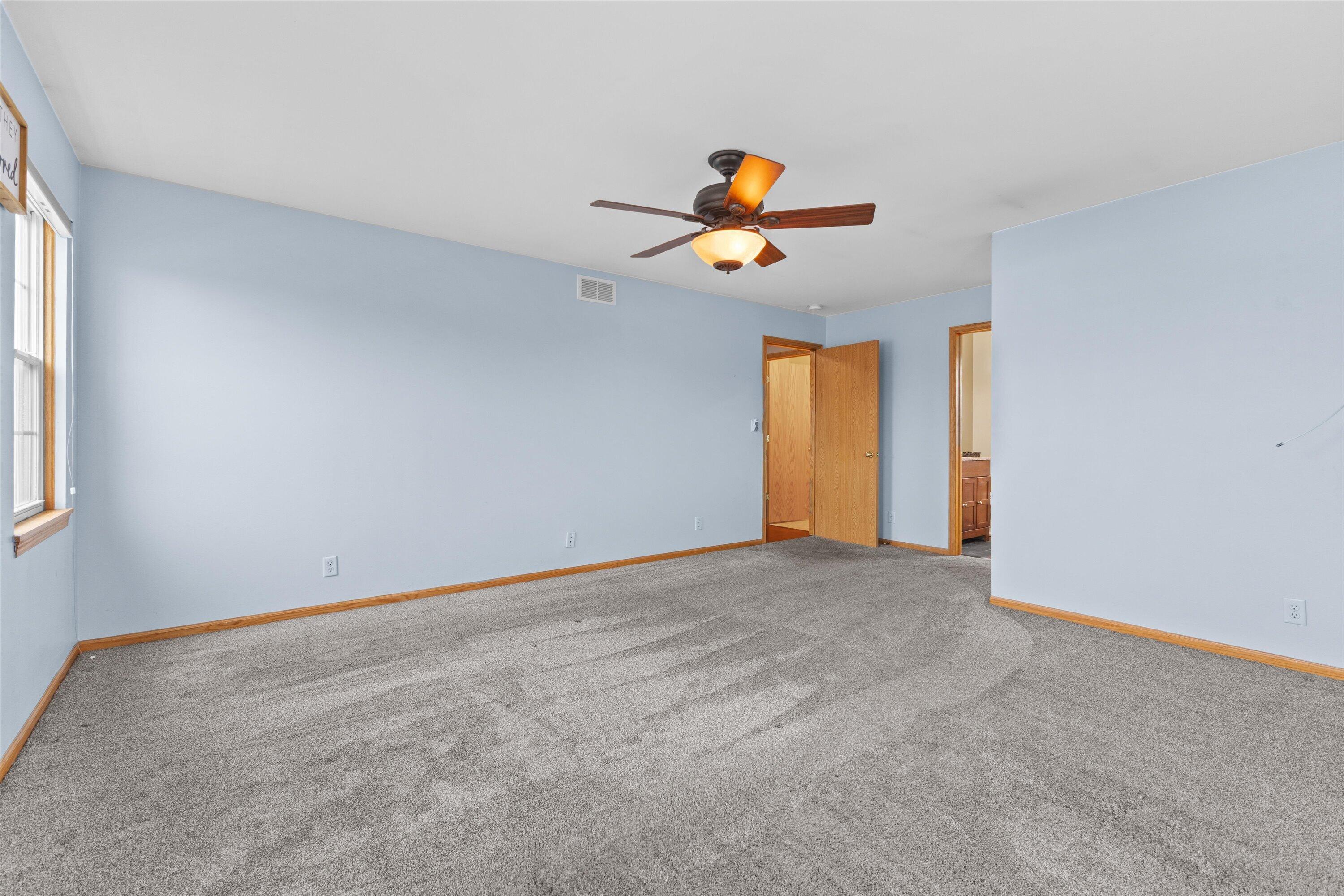 8809 Citadel Terrace Sturtevant, WI 53177 - Photo 33 of 39 18-925A3790