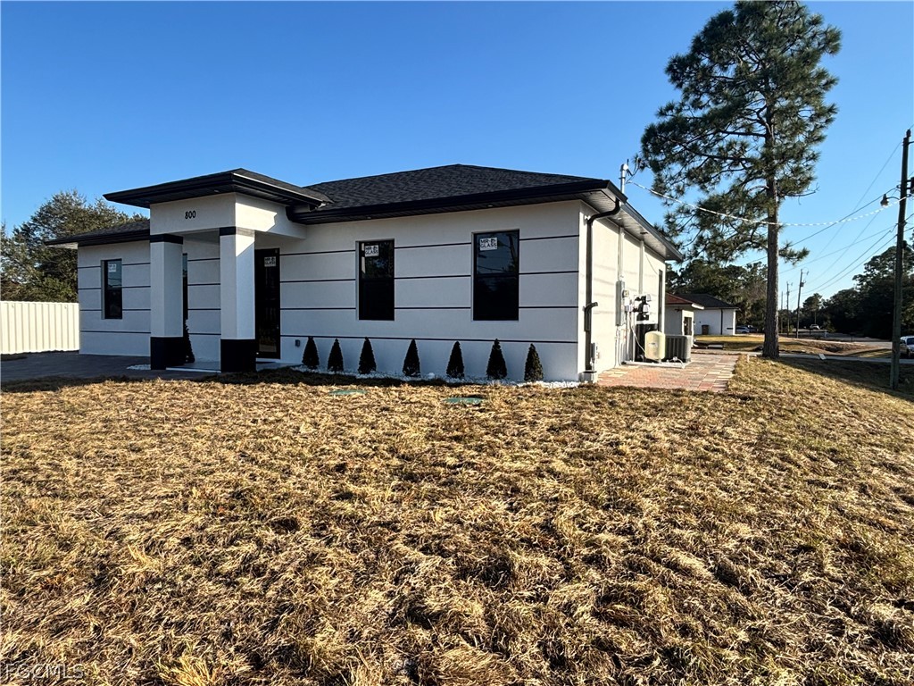 800 East 5th Street Lehigh Acres, FL 33972 - Photo 4 of 31