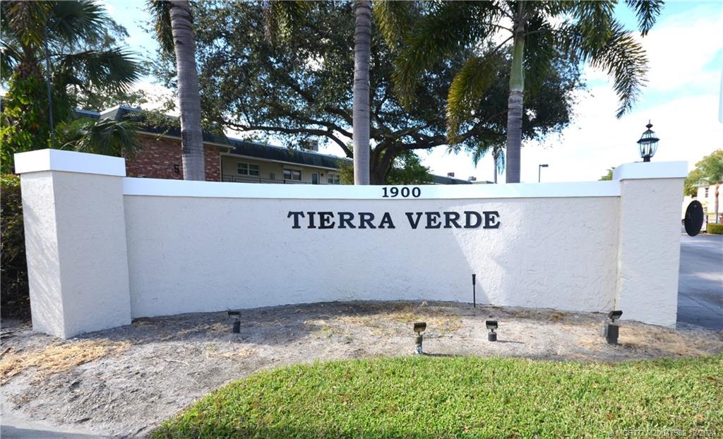 1900 South Kanner Highway, Unit 7205 Stuart, FL 34994 - Photo 25 of 25 a view of backyard