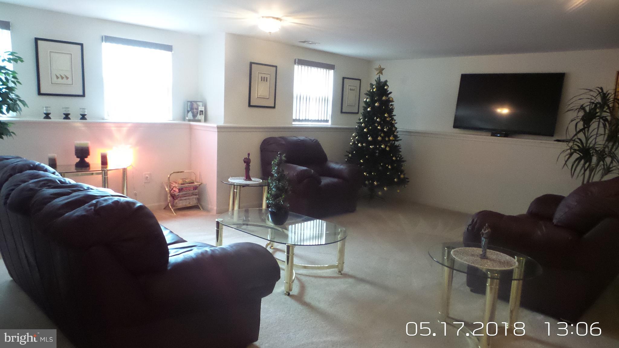 368 Enfield Road Joppa, MD 21085 - Photo 9 of 21 Family Room