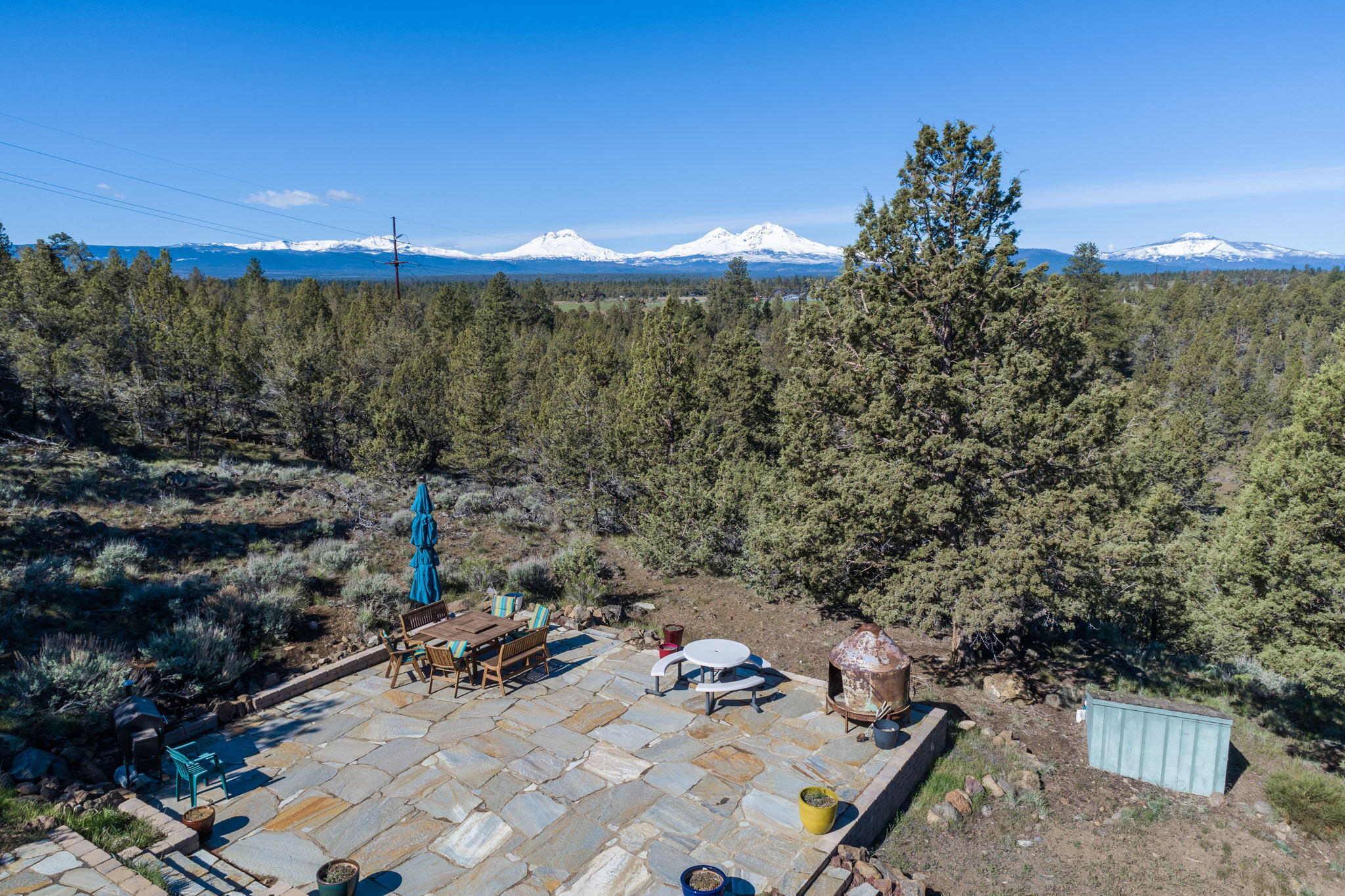 17575 Jordan Road Sisters, OR 97759 - Photo 17 of 59 2022_05_11_17575_jordan_rd-17
