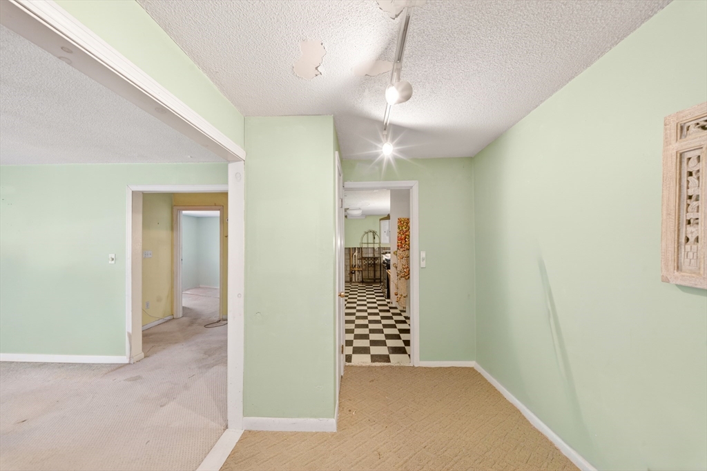 15 Lawrence Road, Unit 22 Rowley, MA 01969 - Photo 26 of 33 Gallery Image 26