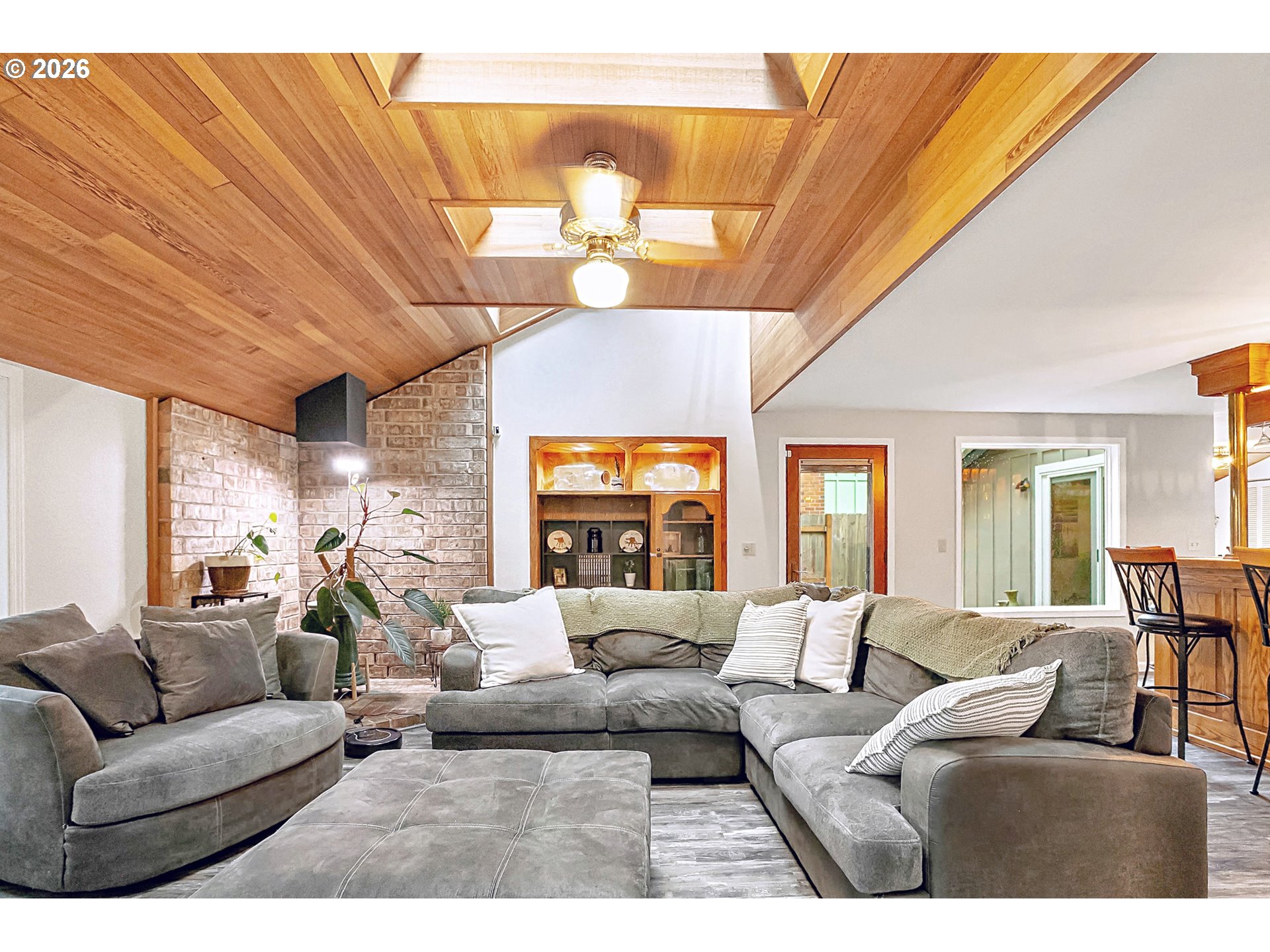 2611 Erin Way Eugene, OR 97408 - Photo 19 of 47