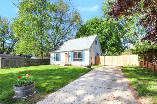 $315,000 | 3793 Parkland Avenue Southwest, Wyoming, MI 49509
