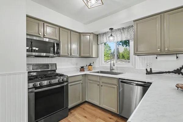 $315,000 | 3793 Parkland Avenue Southwest, Wyoming, MI 49509