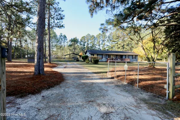 $2,000 | 948 Pinebluff Lake Road, Aberdeen, NC 28315