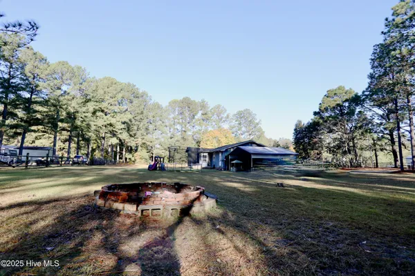 $2,000 | 948 Pinebluff Lake Road, Aberdeen, NC 28315
