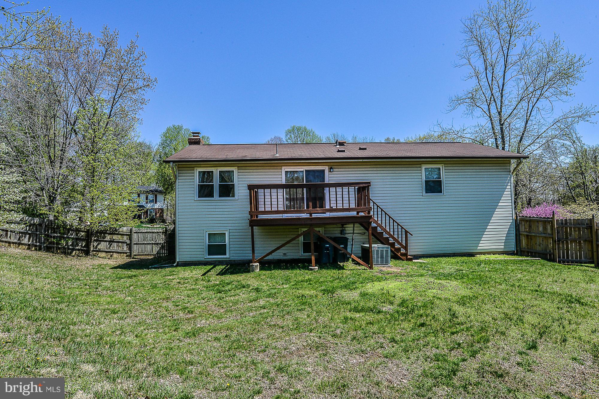 7120 Hamor Lane Springfield, VA 22153 - Photo 18 of 23 Exterior (Rear)