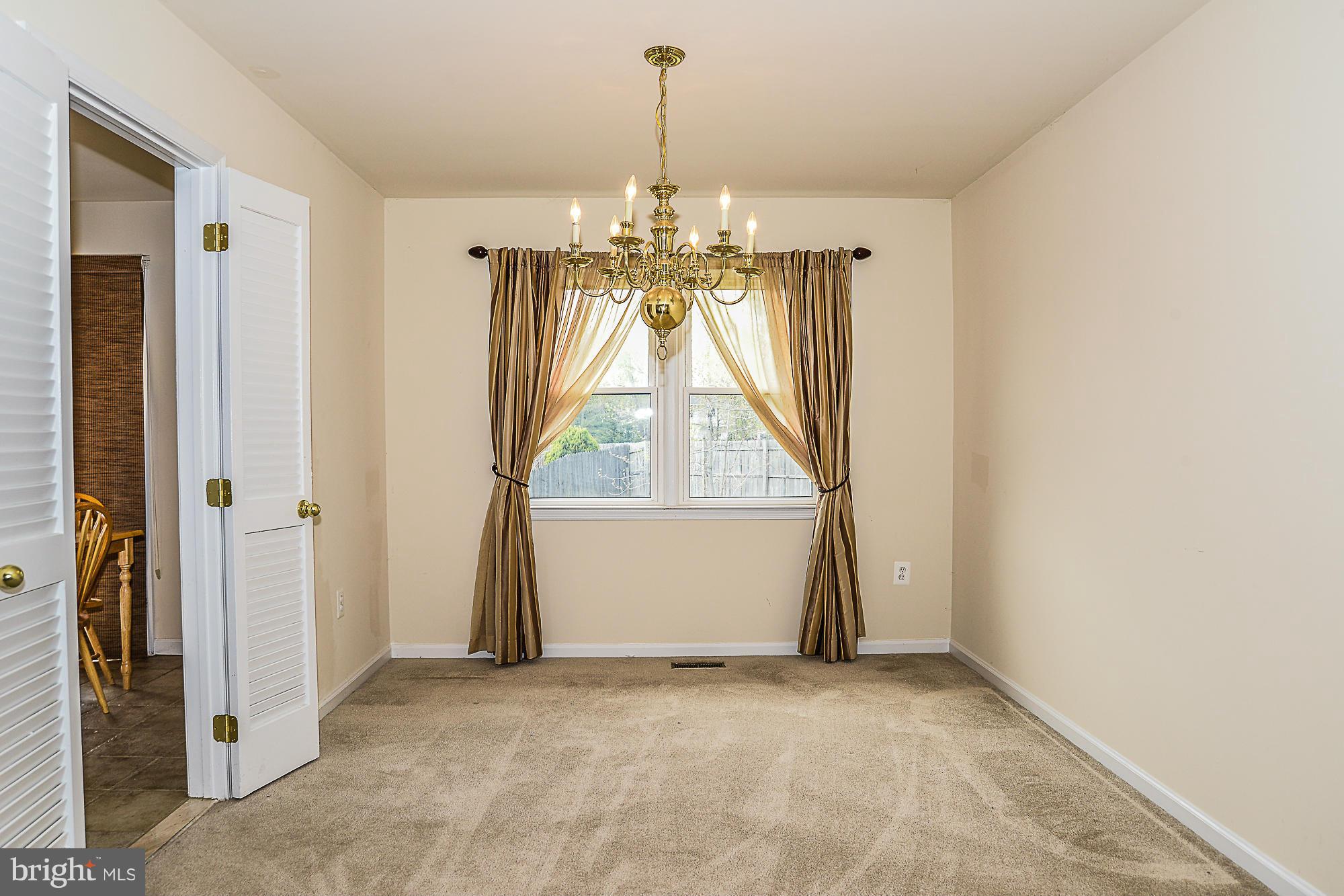 7120 Hamor Lane Springfield, VA 22153 - Photo 6 of 23 Dining Room