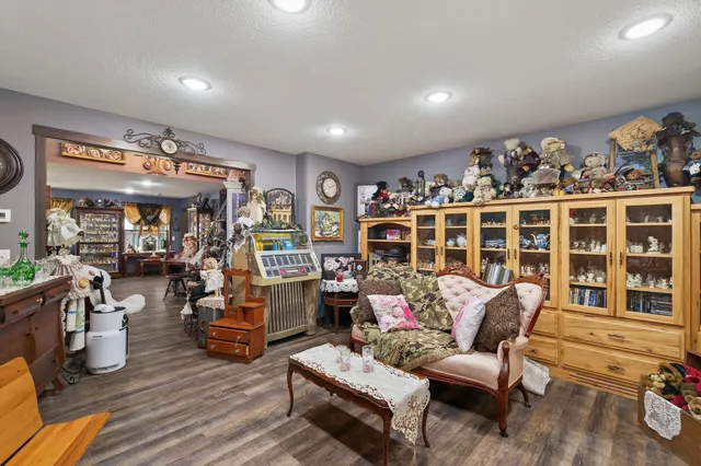 $1,850,000 | 9805 Sharon Place Northwest, Rice, MN 56367