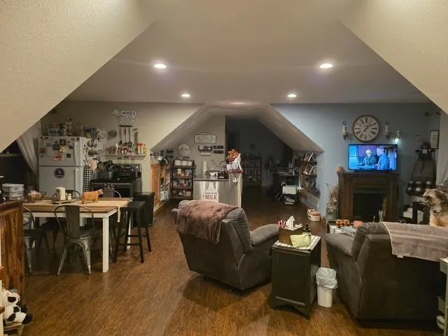 $1,850,000 | 9805 Sharon Place Northwest, Rice, MN 56367