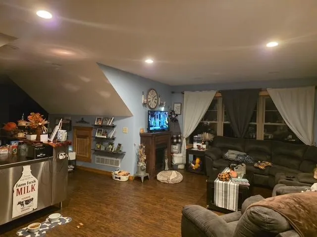 $1,850,000 | 9805 Sharon Place Northwest, Rice, MN 56367