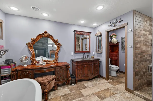 $1,850,000 | 9805 Sharon Place Northwest, Rice, MN 56367