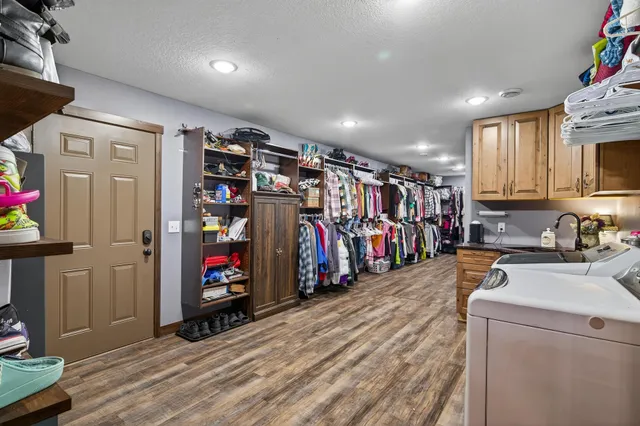 $1,850,000 | 9805 Sharon Place Northwest, Rice, MN 56367