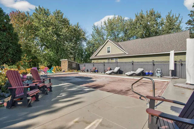 $1,850,000 | 9805 Sharon Place Northwest, Rice, MN 56367