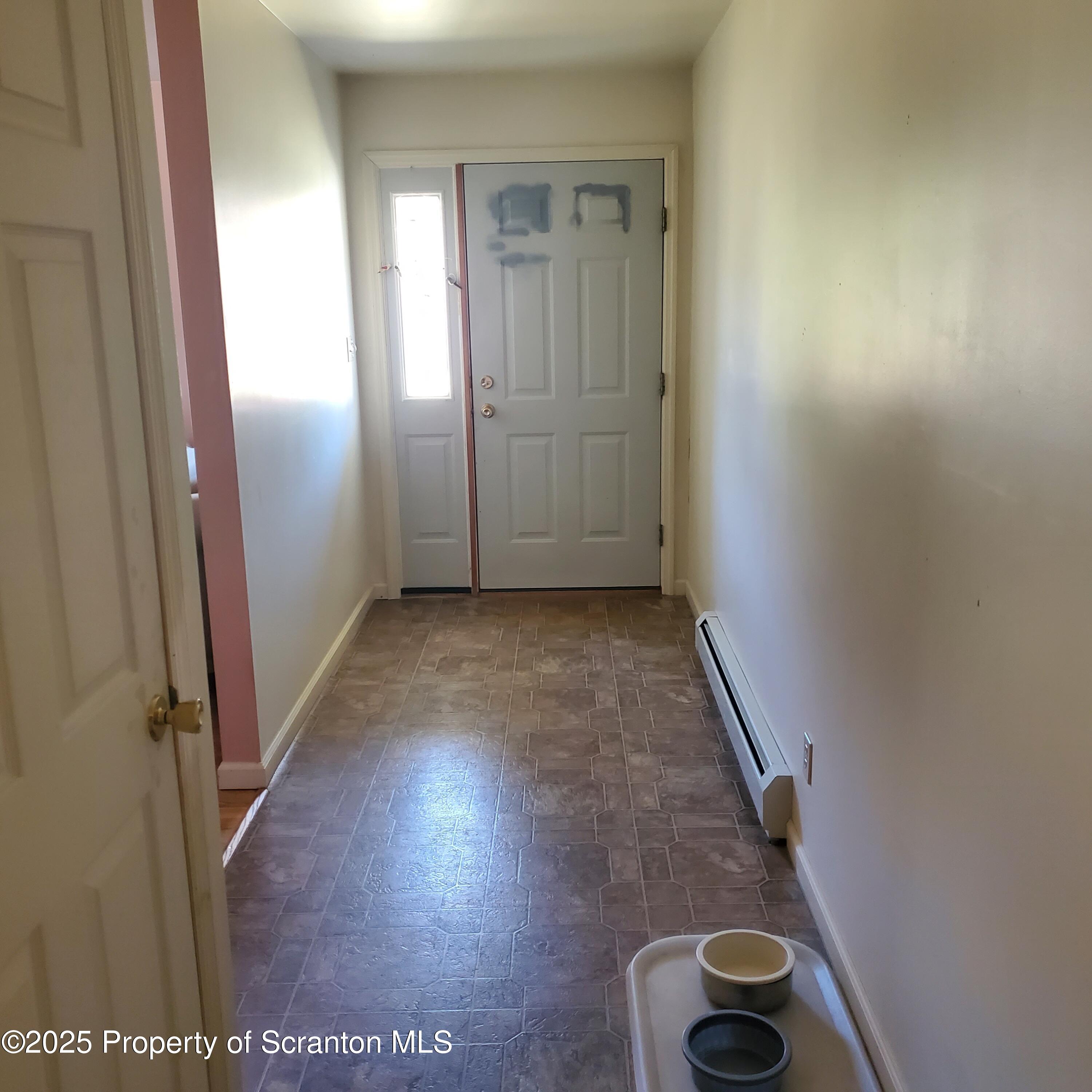 100 Wescott Road New Milford, PA 18834 - Photo 6 of 39 Front entrance hallway