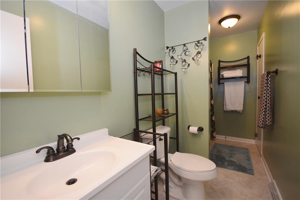 1050 Rostraver Road Belle Vernon, PA 15012 - Photo 17 of 25 Gallery Image 17