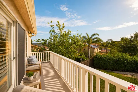 $998,000 | 28346 Linda Vista Street, Canyon Country, CA 91387