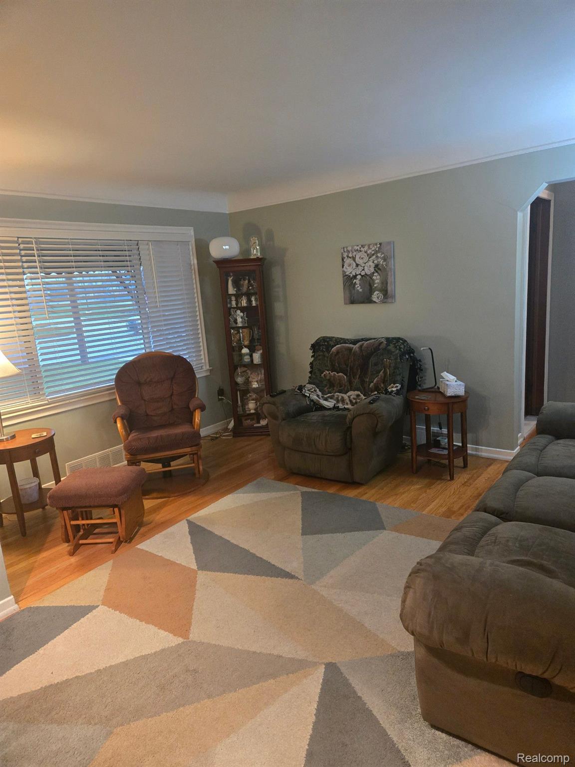 6437 Pelham Road Allen Park, MI 48101 - Photo 6 of 20 Gallery Image 6