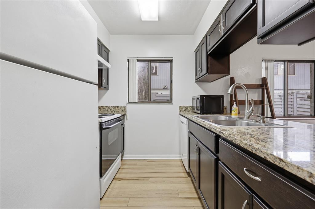 3600 Southwest 19th Avenue, Unit 5D Gainesville, FL 32607 - Photo 15 of 32