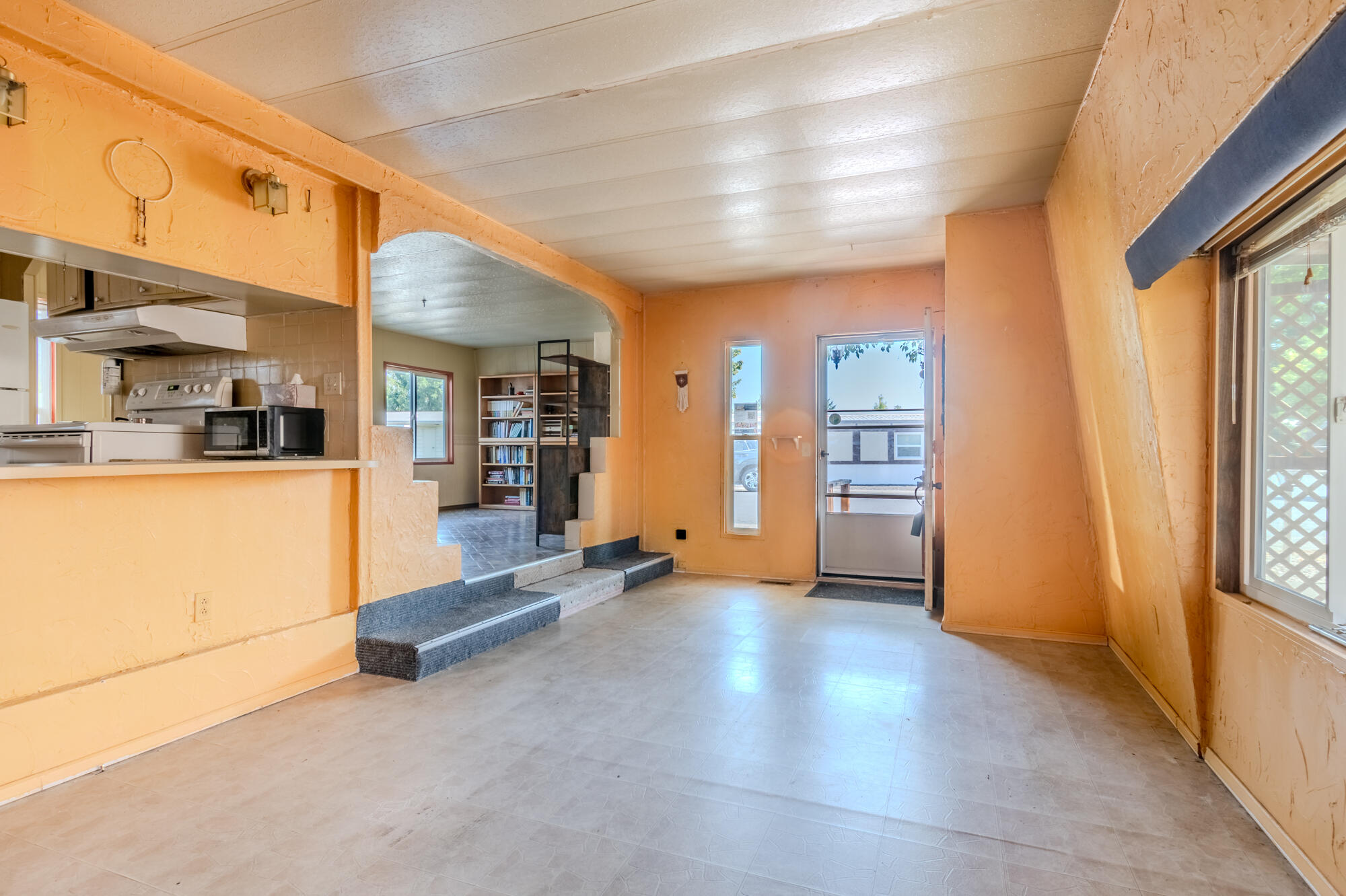 2252 Table Rock Road, Unit SPC 228 Medford, OR 97501 - Photo 3 of 18