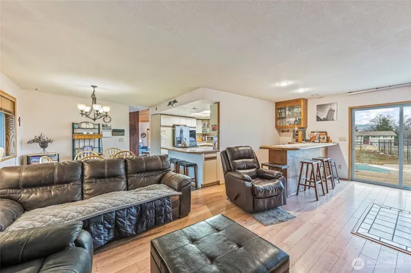 $709,000 | 1919 B Fifth Street, Wenatchee, WA 98801