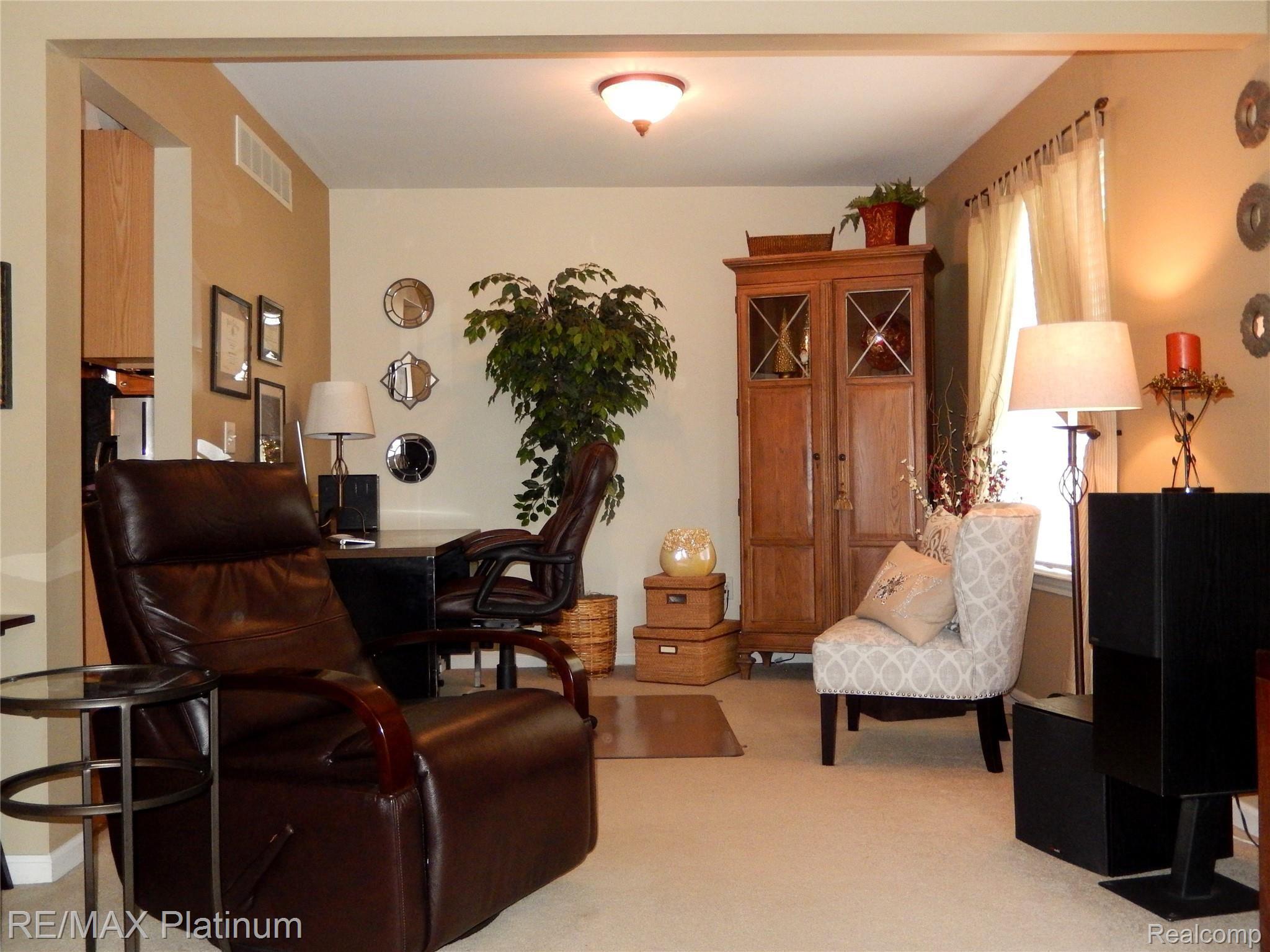 1390 Remsing Street Hartland, MI 48353 - Photo 21 of 67 21.JPG