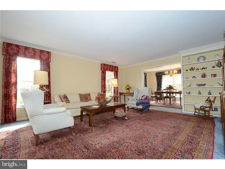 112 Quail Lane Wayne, PA 19087 - Photo 9 of 16 Living Room