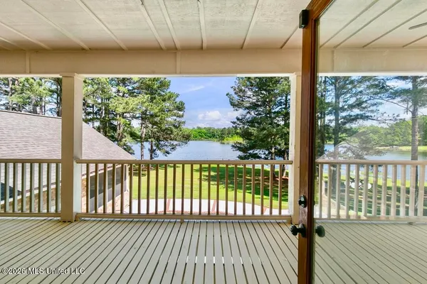$1,059,000 | 130 Pine Lake Cove, Flora, MS 39071