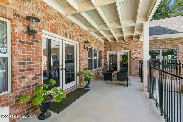 $1,059,000 | 130 Pine Lake Cove, Flora, MS 39071