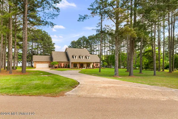 $1,059,000 | 130 Pine Lake Cove, Flora, MS 39071