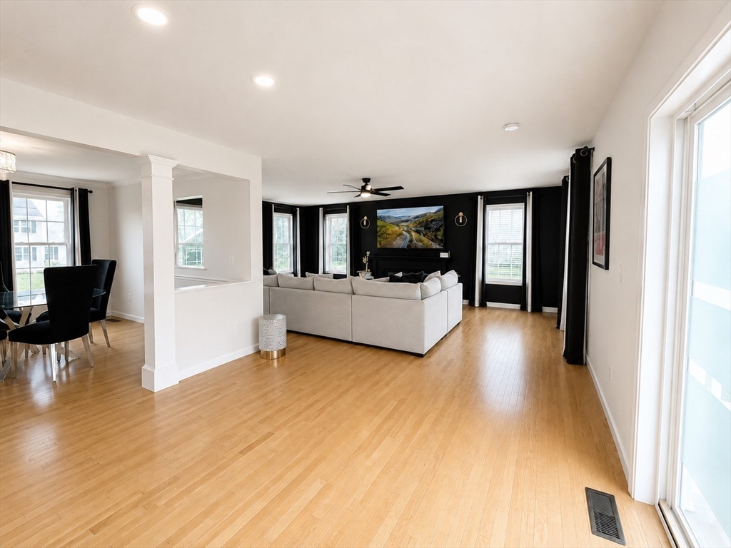52 Oldfield Road Bridgewater, MA 02324 - Photo 13 of 42