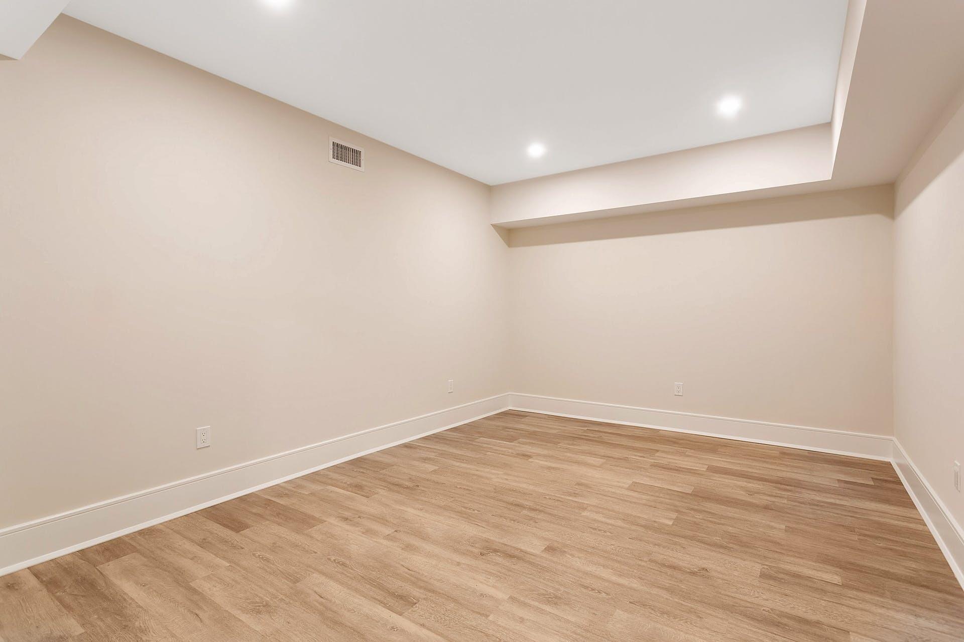 159 Middlesex Road Darien, CT 06820 - Photo 32 of 38 a view of an empty room