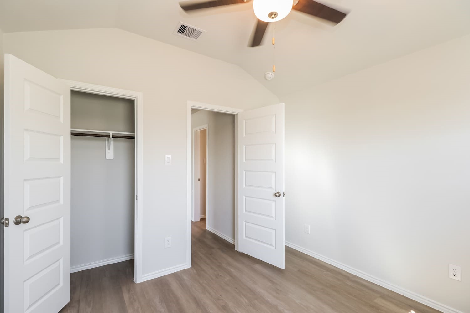 10703 Sunlit Street Conroe, TX 77303 - Photo 16 of 19