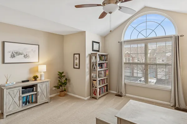 $445,000 | 1223 Townes Circle, Aurora, IL 60502