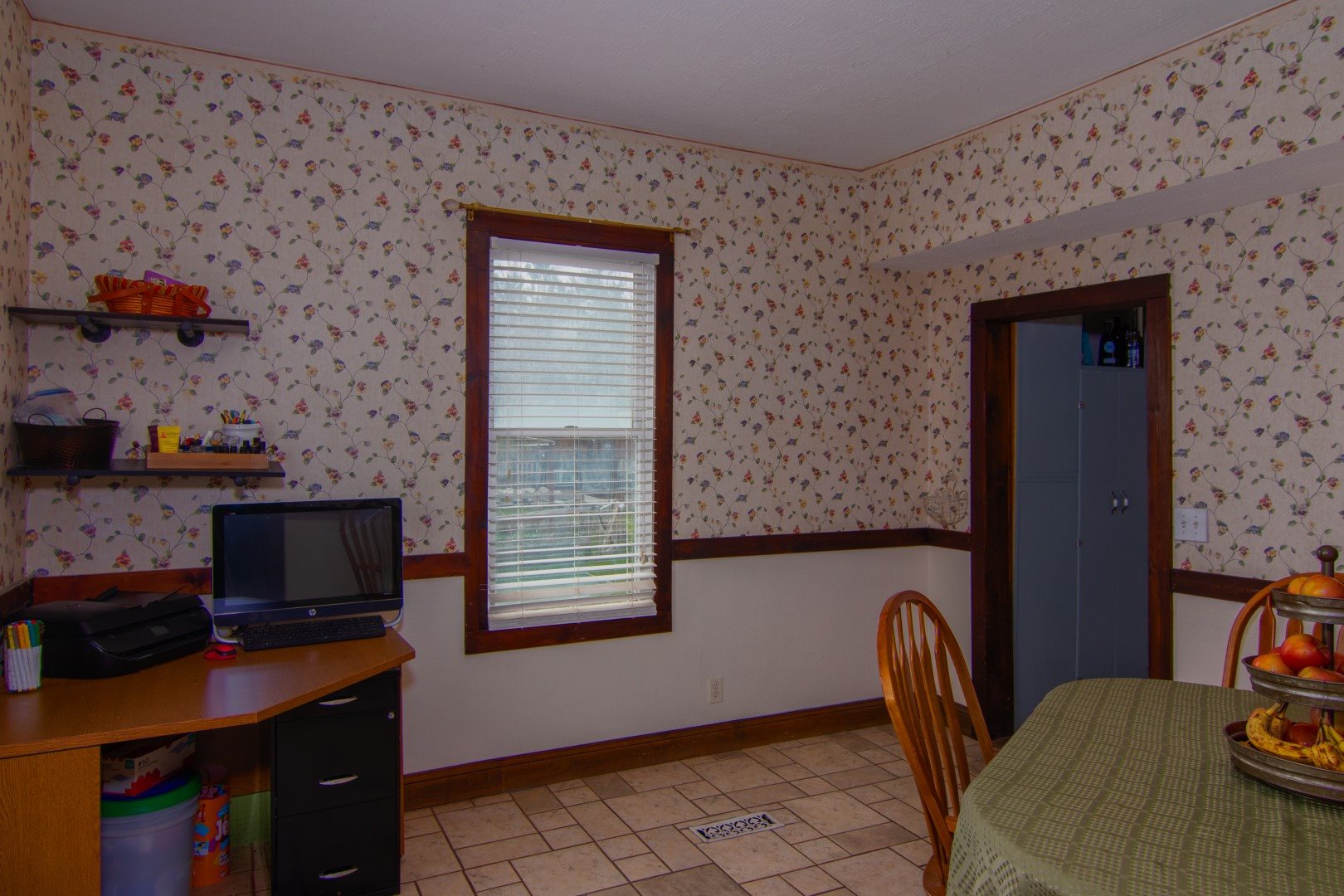 704 West Spring Valley Road Latah, WA 99018 - Photo 20 of 31 Gallery Image 20