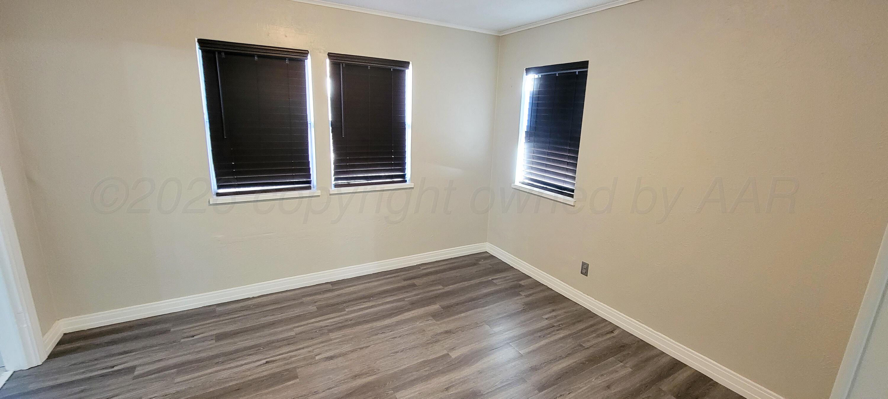 2004 South Madison Street Amarillo, TX 79109 - Photo 4 of 14 2004 Madison-04
