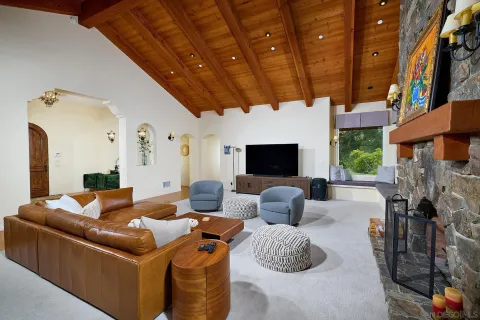 $1,755,000 | 10790 Castle Heights Drive, Valley Center, CA 92082