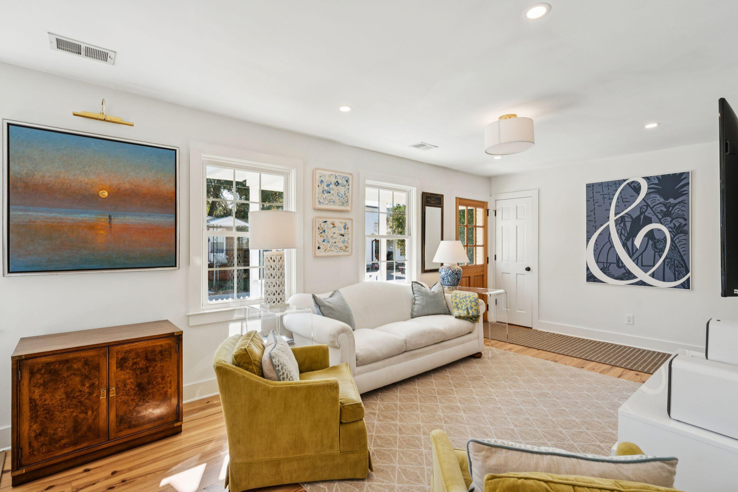 138 Rose Lane Mount Pleasant, SC 29464 - Photo 6 of 39 138RoseLn-KeenEyeMarketing-016