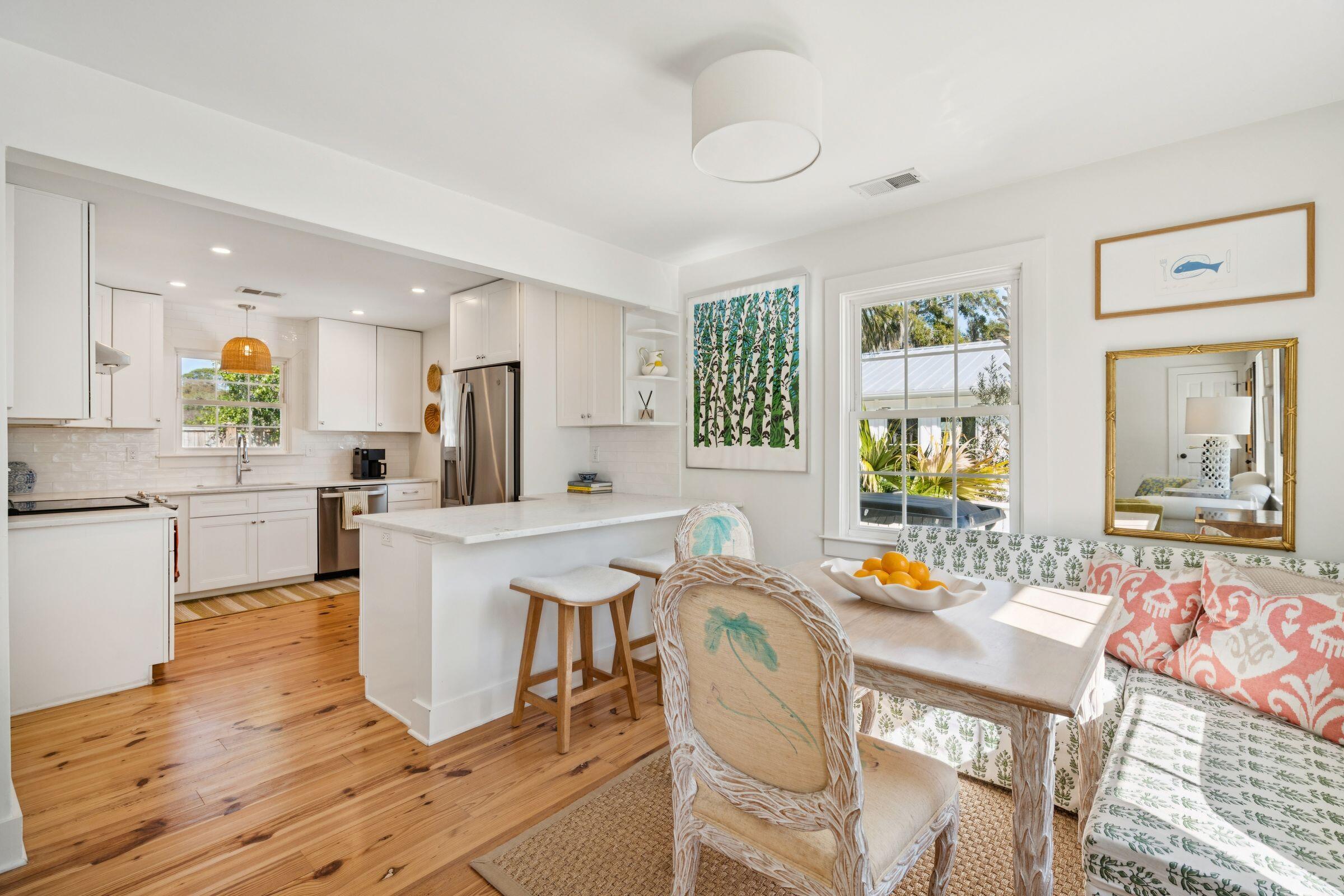 138 Rose Lane Mount Pleasant, SC 29464 - Photo 8 of 39 138RoseLn-KeenEyeMarketing-017