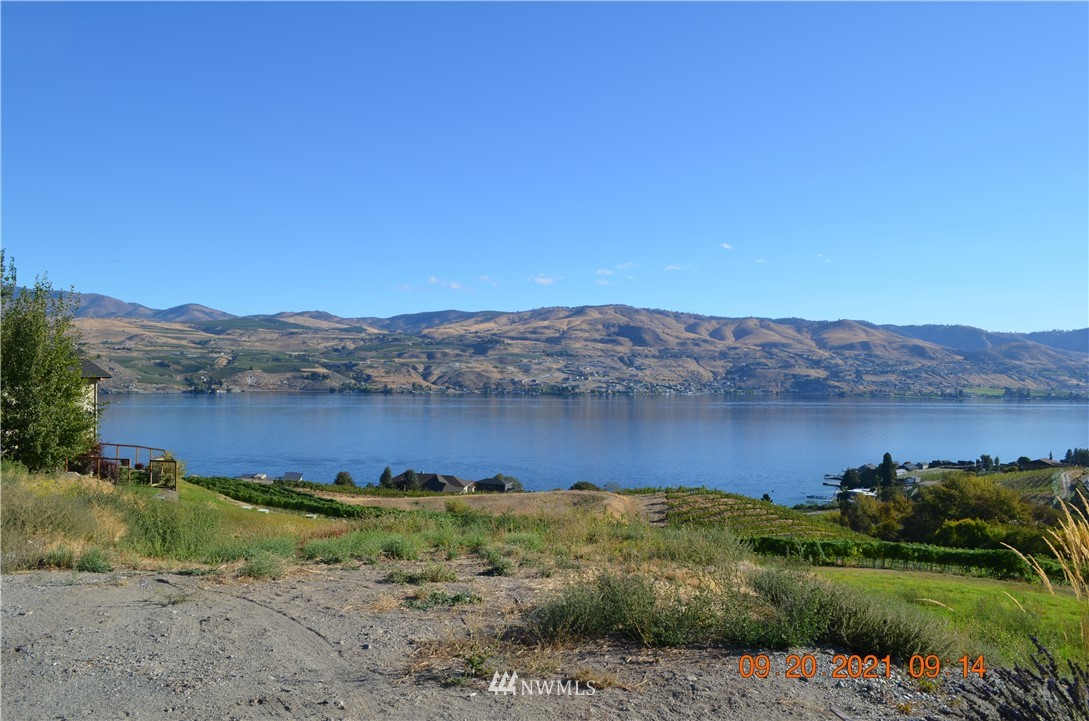 143 Clos Chevalle Road Chelan, WA 98816 - Photo 1 of 31 Gallery Image 1