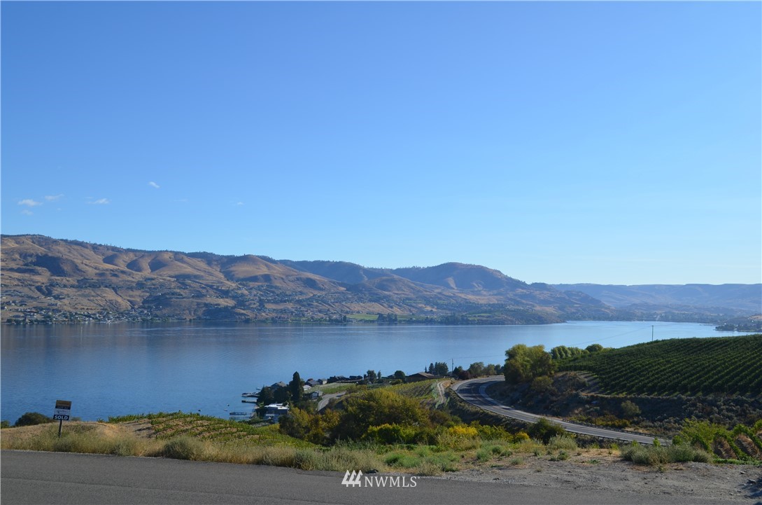 143 Clos Chevalle Road Chelan, WA 98816 - Photo 6 of 31 Gallery Image 6