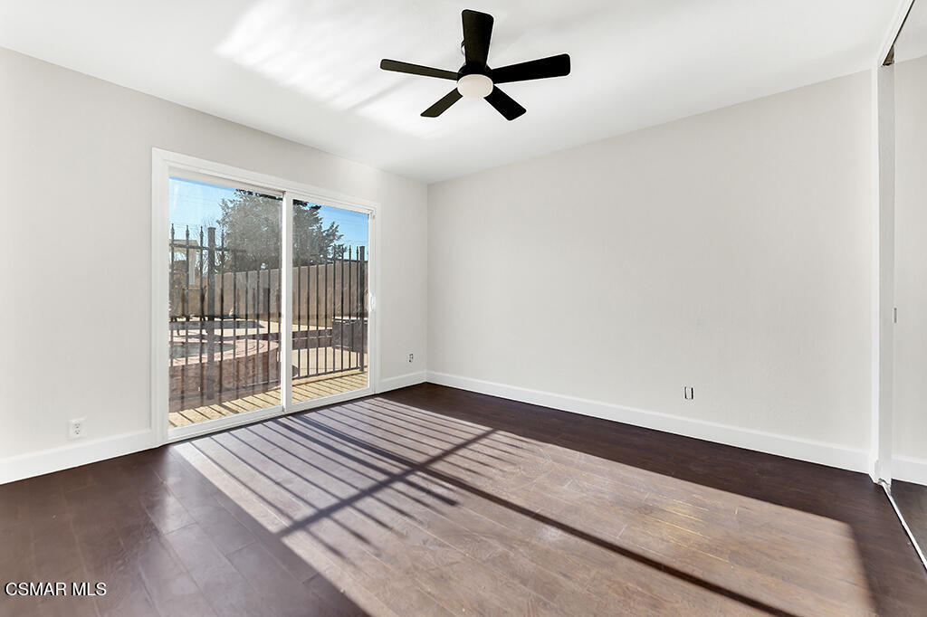39202 Willowvale Road Palmdale, CA 93551 - Photo 18 of 36 a view of an empty room with a window