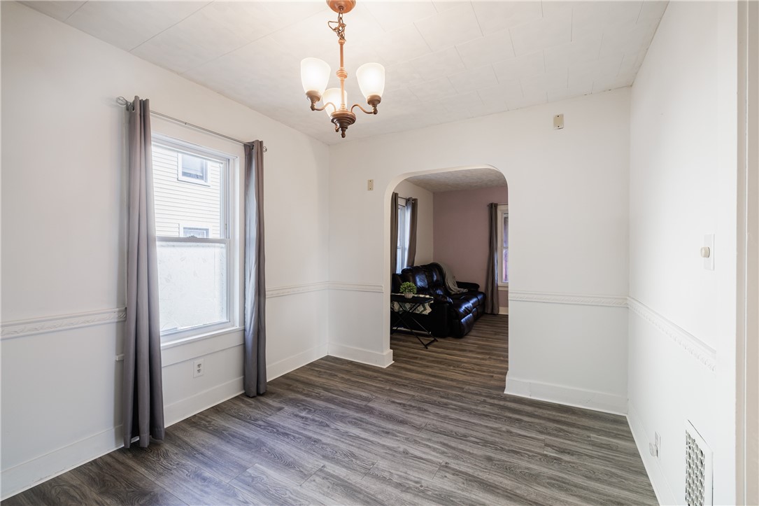 212 East Maple Avenue East Rochester, NY 14445 - Photo 13 of 27