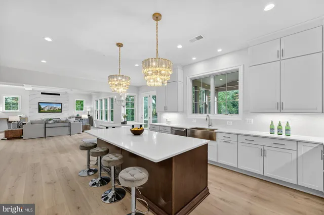 $2,824,900 | 1436 Layman Street, McLean, VA 22101