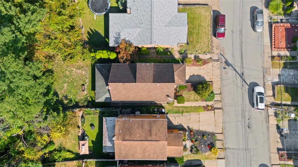 1538 Rutherford Avenue Pittsburgh, PA 15216 - Photo 40 of 43 an aerial view of house with yard