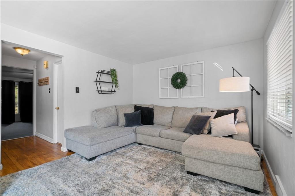 1538 Rutherford Avenue Pittsburgh, PA 15216 - Photo 10 of 43 a living room with furniture and a couch